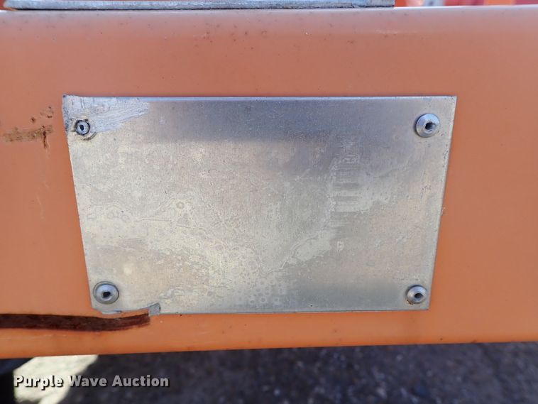 image for item DE1095 2011 Ver Mac PCMS 1210 message board trailer