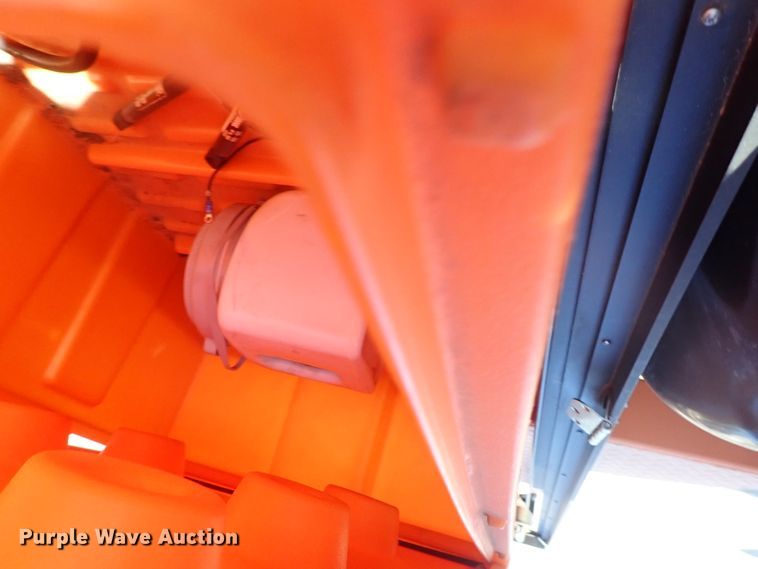 image for item DE1095 2011 Ver Mac PCMS 1210 message board trailer