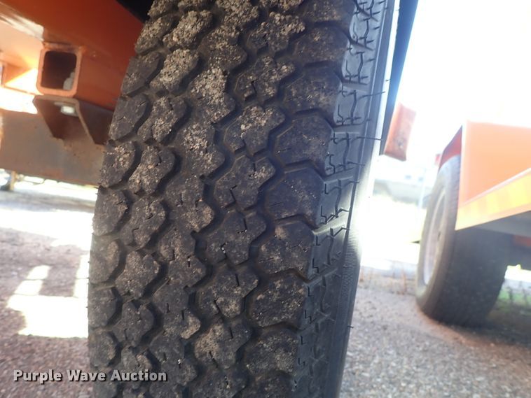 image for item DE1095 2011 Ver Mac PCMS 1210 message board trailer