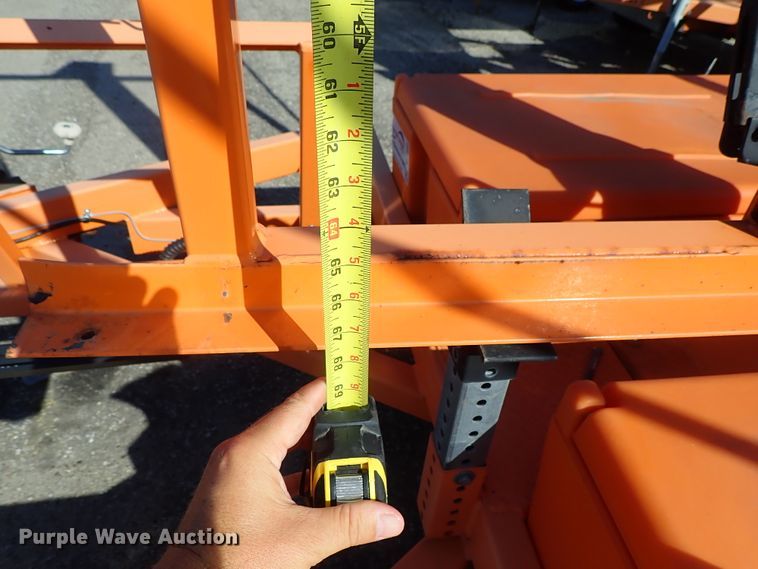 image for item DE1095 2011 Ver Mac PCMS 1210 message board trailer