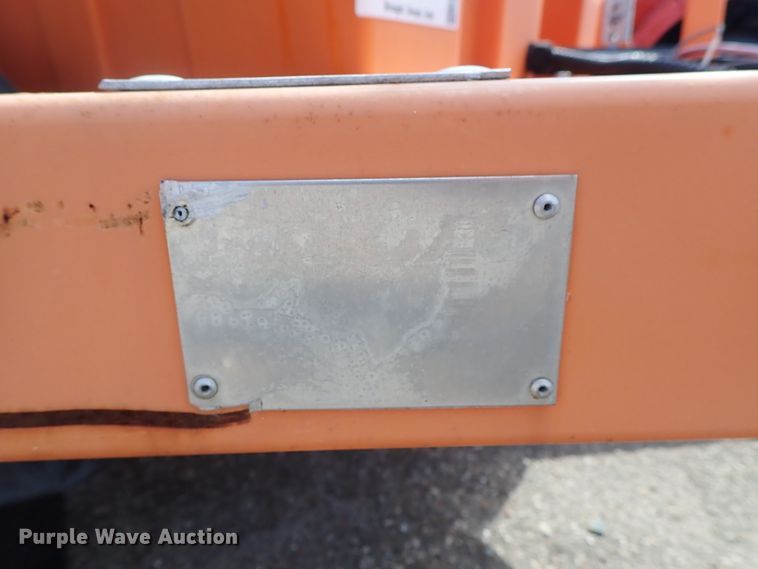 image for item DE1095 2011 Ver Mac PCMS 1210 message board trailer