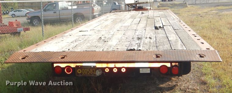 image for item DE4090 1994 Landoll 354-31 tilt deck equipment trailer