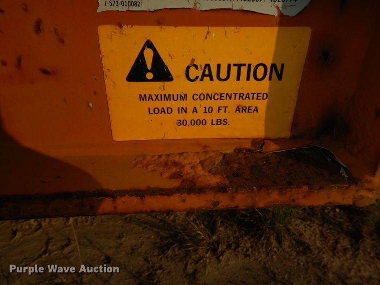 image for item DE4090 1994 Landoll 354-31 tilt deck equipment trailer