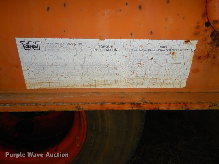 image for item DE4090 1994 Landoll 354-31 tilt deck equipment trailer