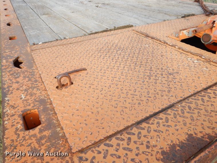 image for item DE4090 1994 Landoll 354-31 tilt deck equipment trailer