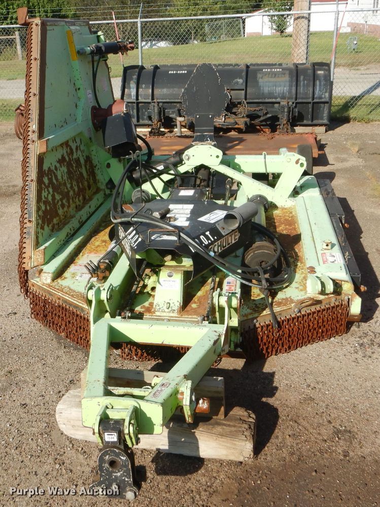 image for item DE4333 2006 Schulte XH1000Z rotary mower