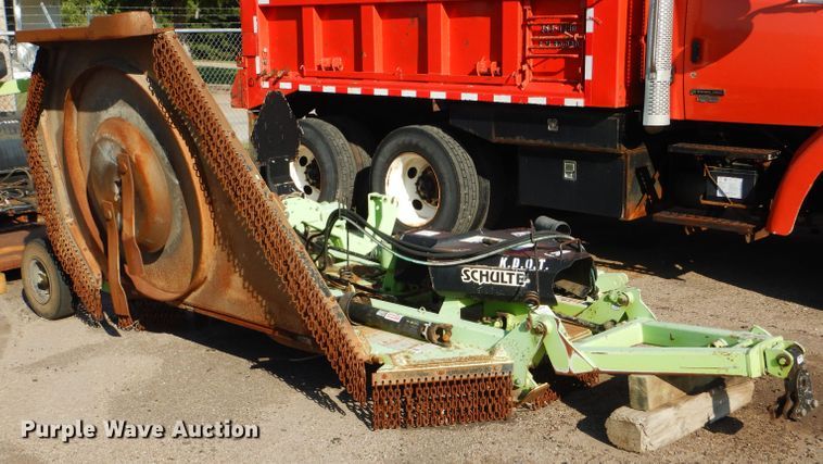 image for item DE4333 2006 Schulte XH1000Z rotary mower