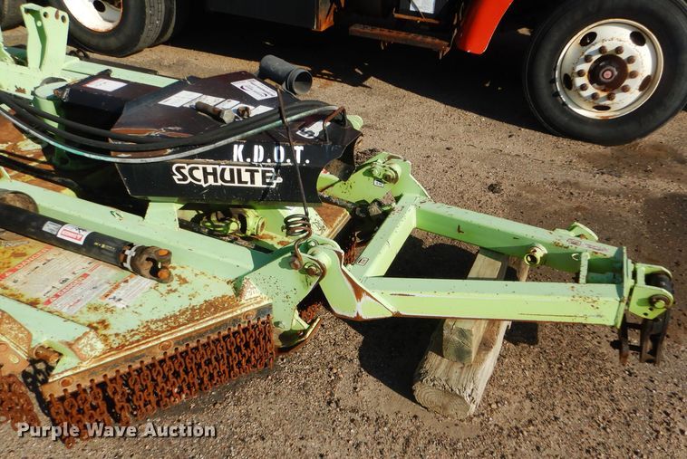 image for item DE4333 2006 Schulte XH1000Z rotary mower