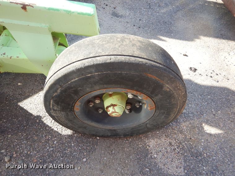 image for item DE4333 2006 Schulte XH1000Z rotary mower