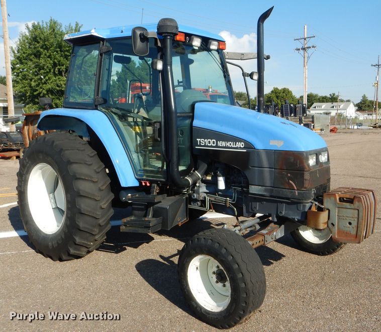 image for item DE4335 2001 New Holland TS100 tractor