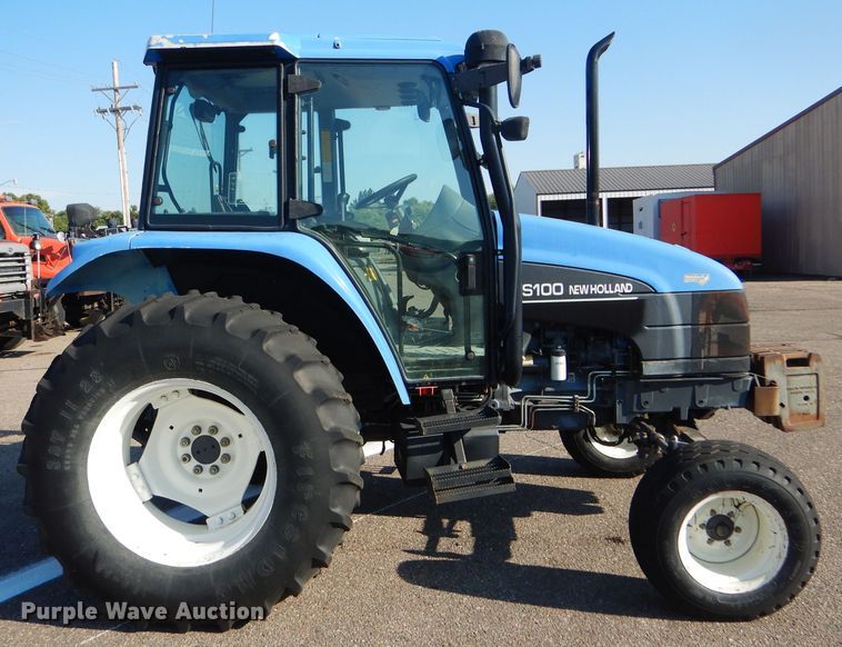 image for item DE4335 2001 New Holland TS100 tractor