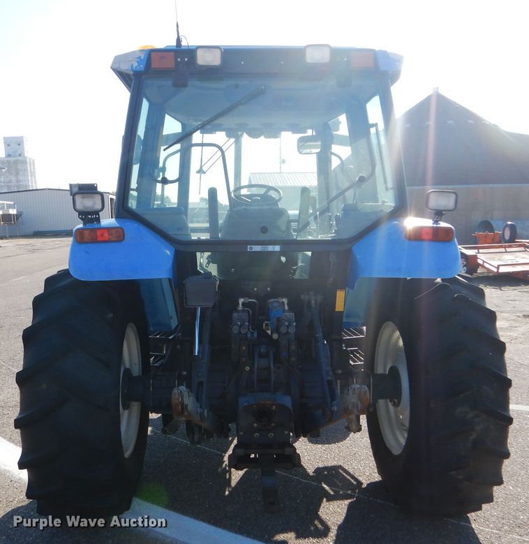 image for item DE4335 2001 New Holland TS100 tractor