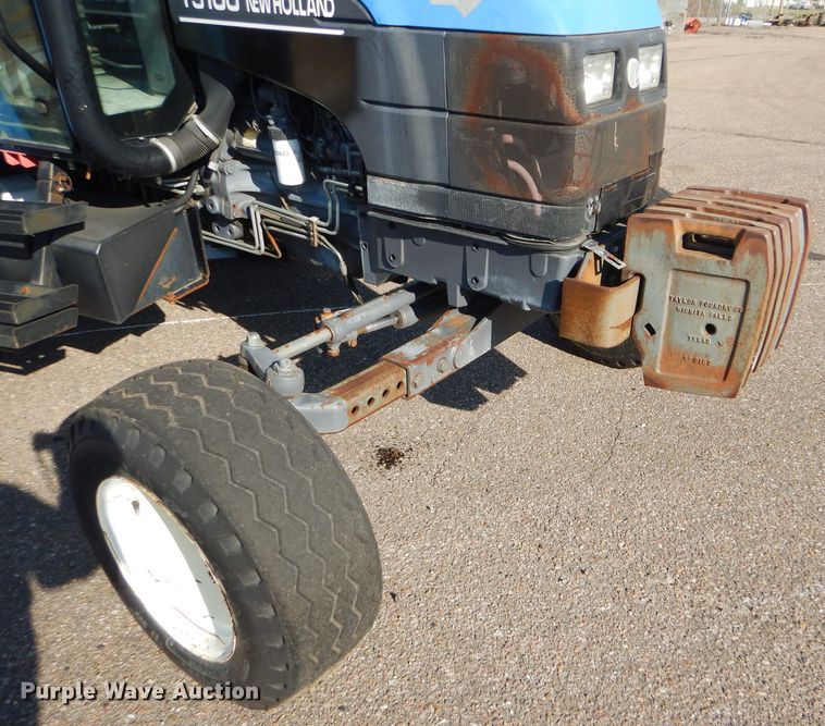 image for item DE4335 2001 New Holland TS100 tractor
