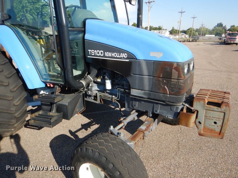image for item DE4335 2001 New Holland TS100 tractor