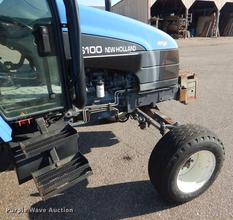 image for item DE4335 2001 New Holland TS100 tractor