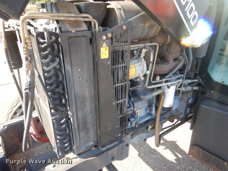 image for item DE4335 2001 New Holland TS100 tractor