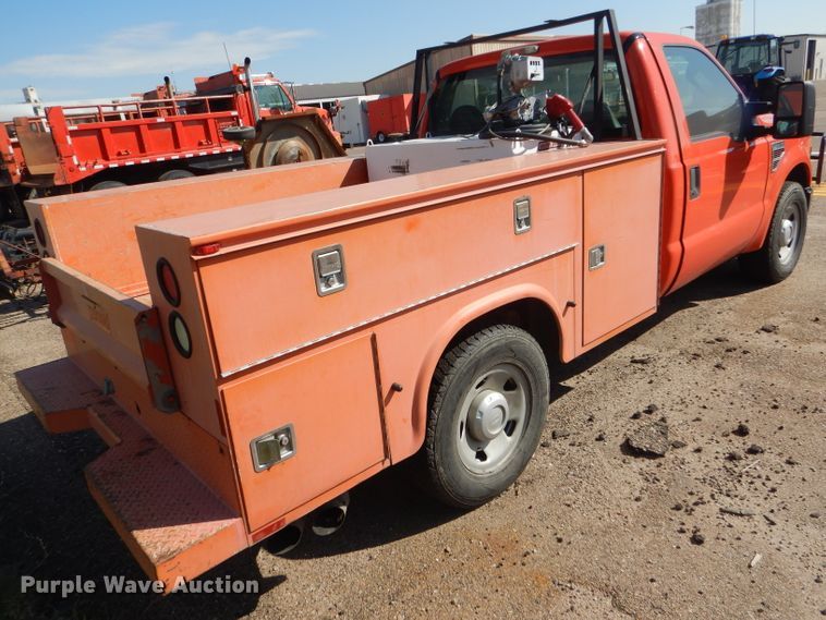 image for item DE4336 2009 Ford F250 Super Duty utility bed pickup truck