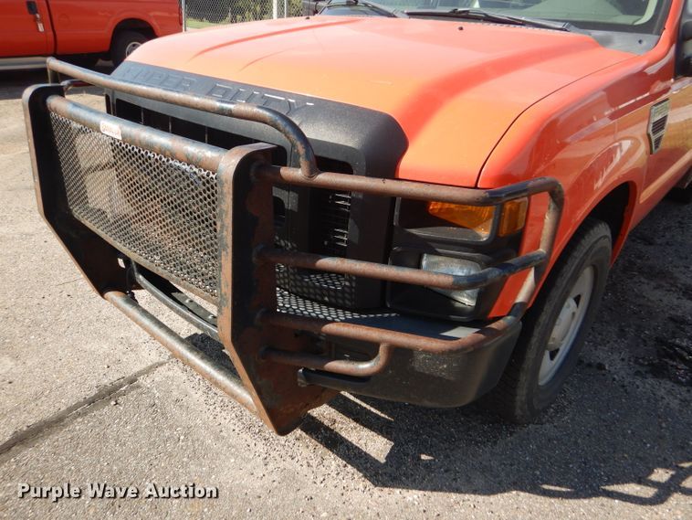 image for item DE4336 2009 Ford F250 Super Duty utility bed pickup truck