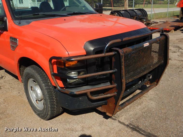 image for item DE4336 2009 Ford F250 Super Duty utility bed pickup truck