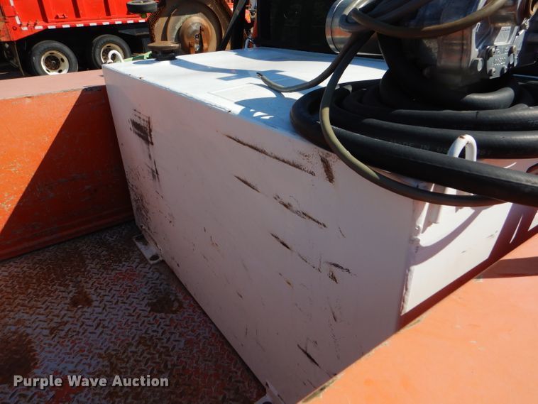 image for item DE4336 2009 Ford F250 Super Duty utility bed pickup truck