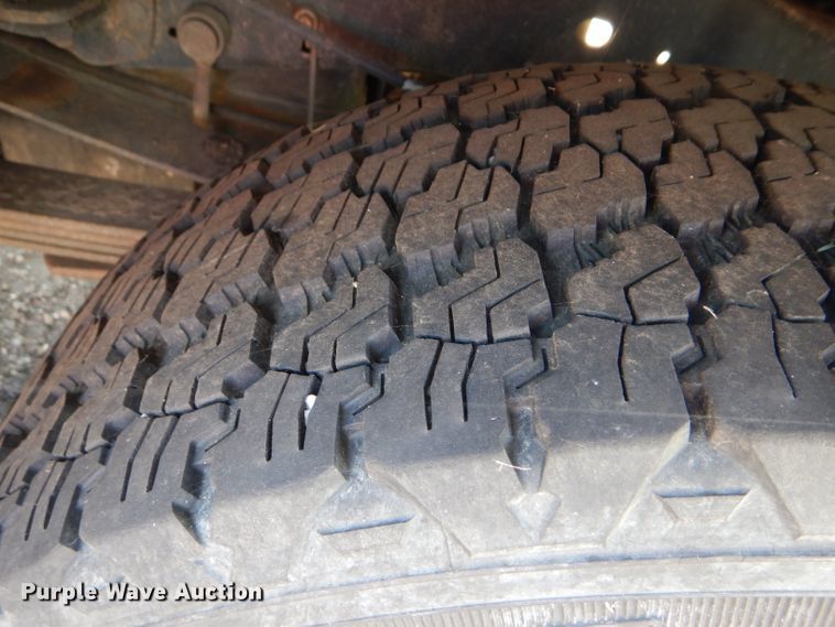 image for item DE4336 2009 Ford F250 Super Duty utility bed pickup truck