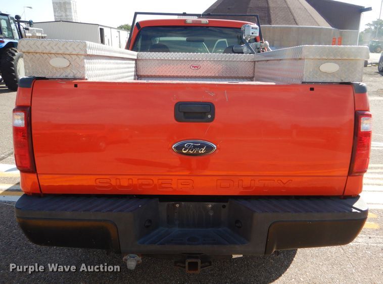 image for item DE4337 2008 Ford F250 Super Duty pickup truck