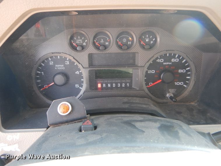 image for item DE4337 2008 Ford F250 Super Duty pickup truck