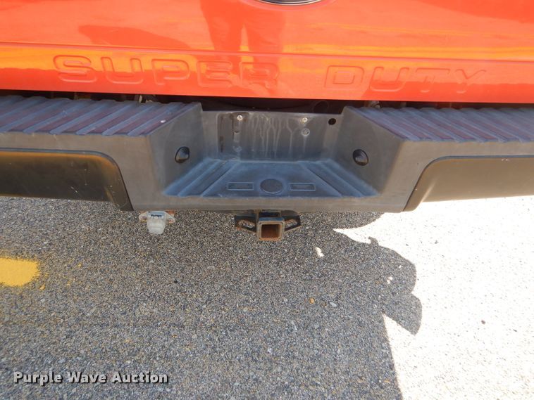 image for item DE4337 2008 Ford F250 Super Duty pickup truck