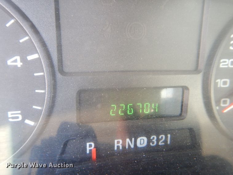 image for item DE4338 2006 Ford F250 Super Duty pickup truck