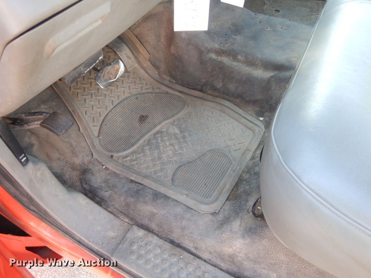 image for item DE4338 2006 Ford F250 Super Duty pickup truck