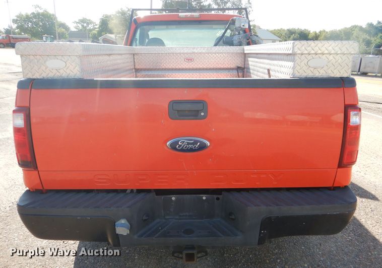 image for item DE4339 2008 Ford F250 Super Duty pickup truck
