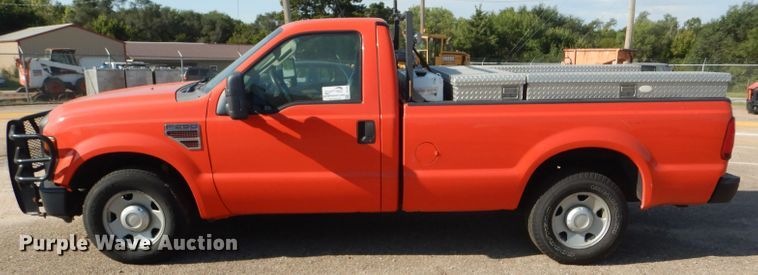 image for item DE4339 2008 Ford F250 Super Duty pickup truck
