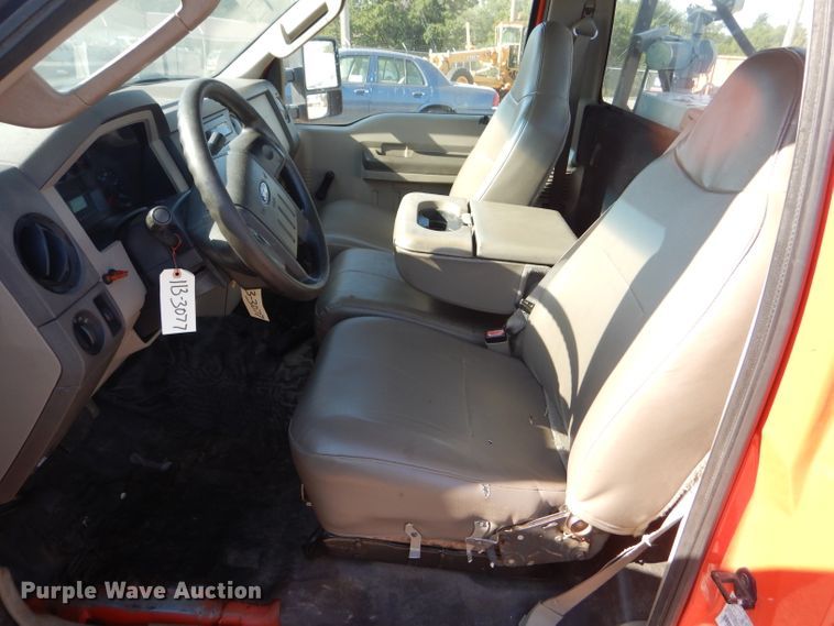 image for item DE4339 2008 Ford F250 Super Duty pickup truck