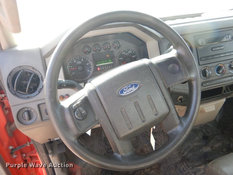 image for item DE4339 2008 Ford F250 Super Duty pickup truck