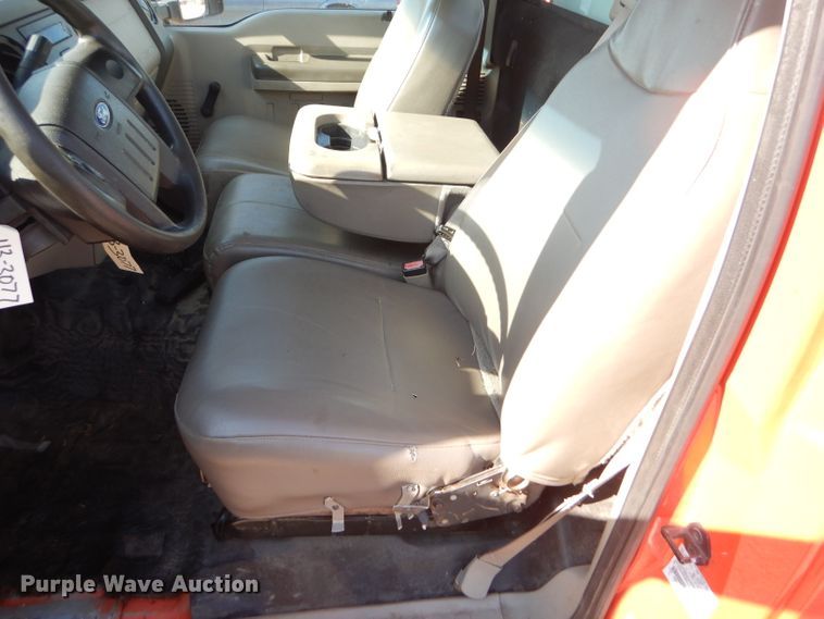 image for item DE4339 2008 Ford F250 Super Duty pickup truck