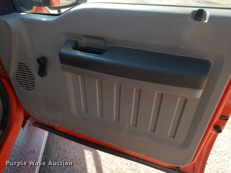 image for item DE4339 2008 Ford F250 Super Duty pickup truck