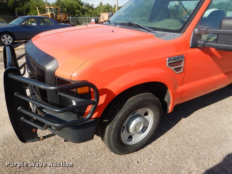 image for item DE4339 2008 Ford F250 Super Duty pickup truck