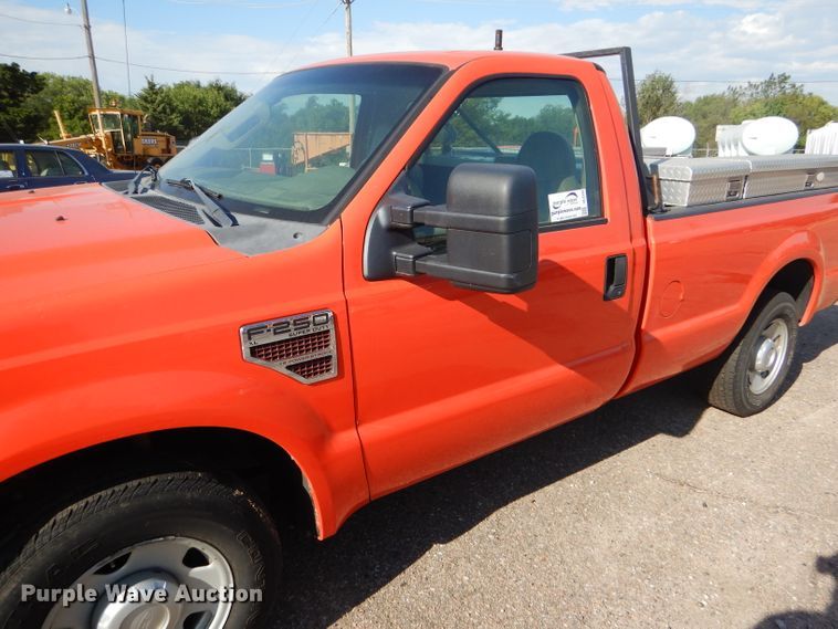 image for item DE4339 2008 Ford F250 Super Duty pickup truck
