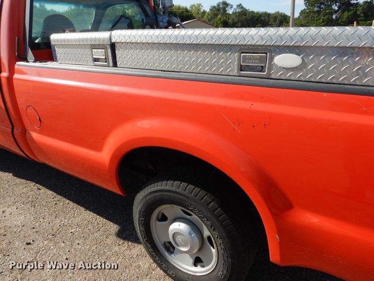 image for item DE4339 2008 Ford F250 Super Duty pickup truck