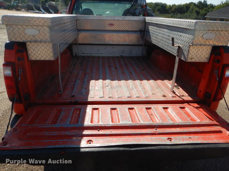 image for item DE4339 2008 Ford F250 Super Duty pickup truck