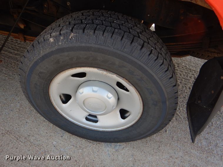 image for item DE4340 2008 Ford F250 Super Duty pickup truck