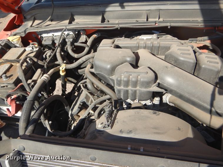 image for item DE4341 2015 Ford F250 Super Duty utility bed pickup truck