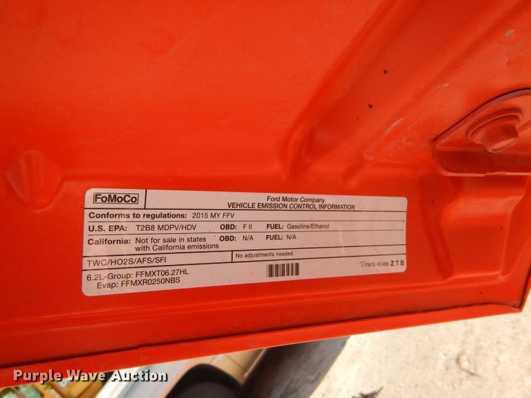 image for item DE4341 2015 Ford F250 Super Duty utility bed pickup truck