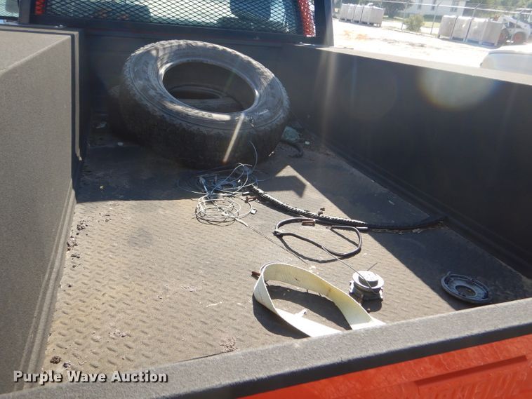 image for item DE4341 2015 Ford F250 Super Duty utility bed pickup truck