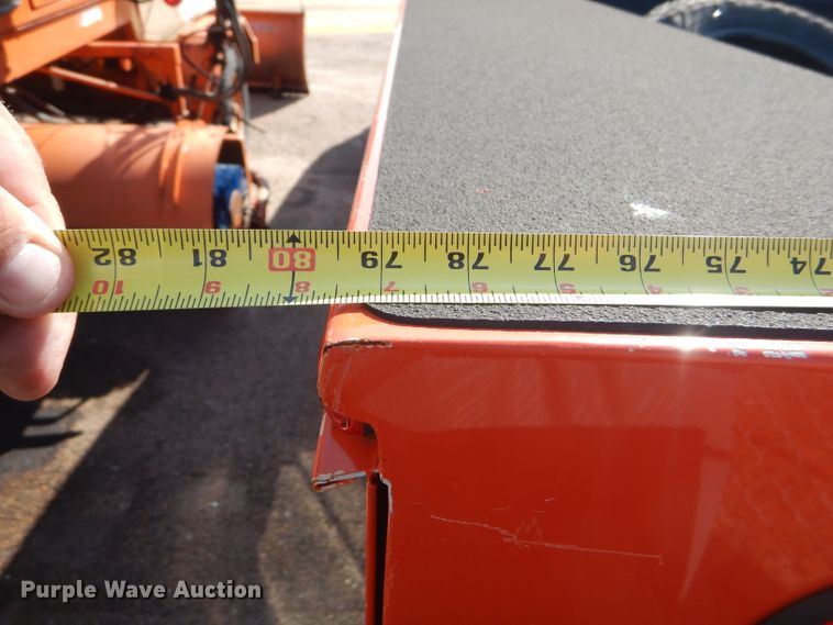 image for item DE4341 2015 Ford F250 Super Duty utility bed pickup truck