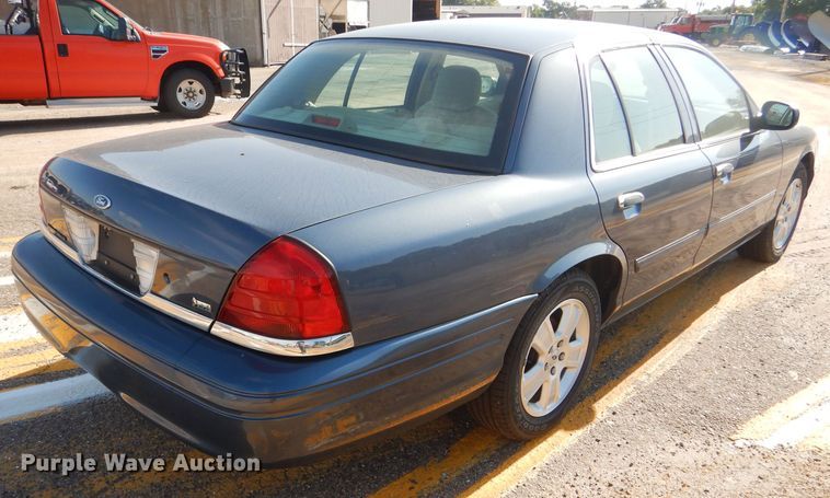image for item DE4342 2009 Ford Crown Victoria