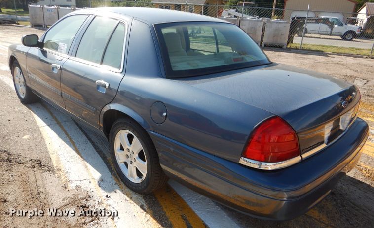 image for item DE4342 2009 Ford Crown Victoria