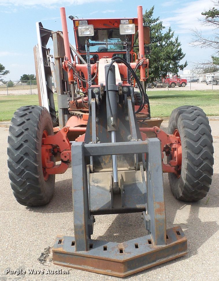 image for item DG0197 2001 Champion 710A motor grader