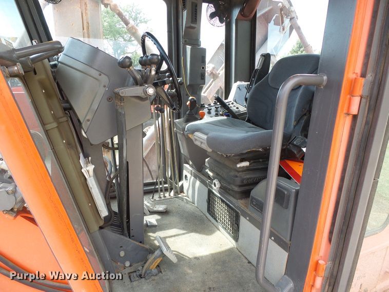 image for item DG0197 2001 Champion 710A motor grader