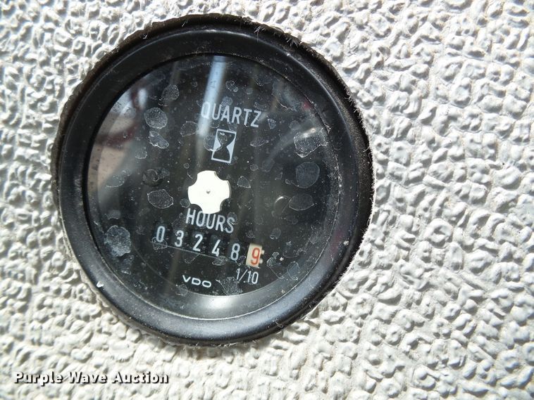 image for item DG0197 2001 Champion 710A motor grader